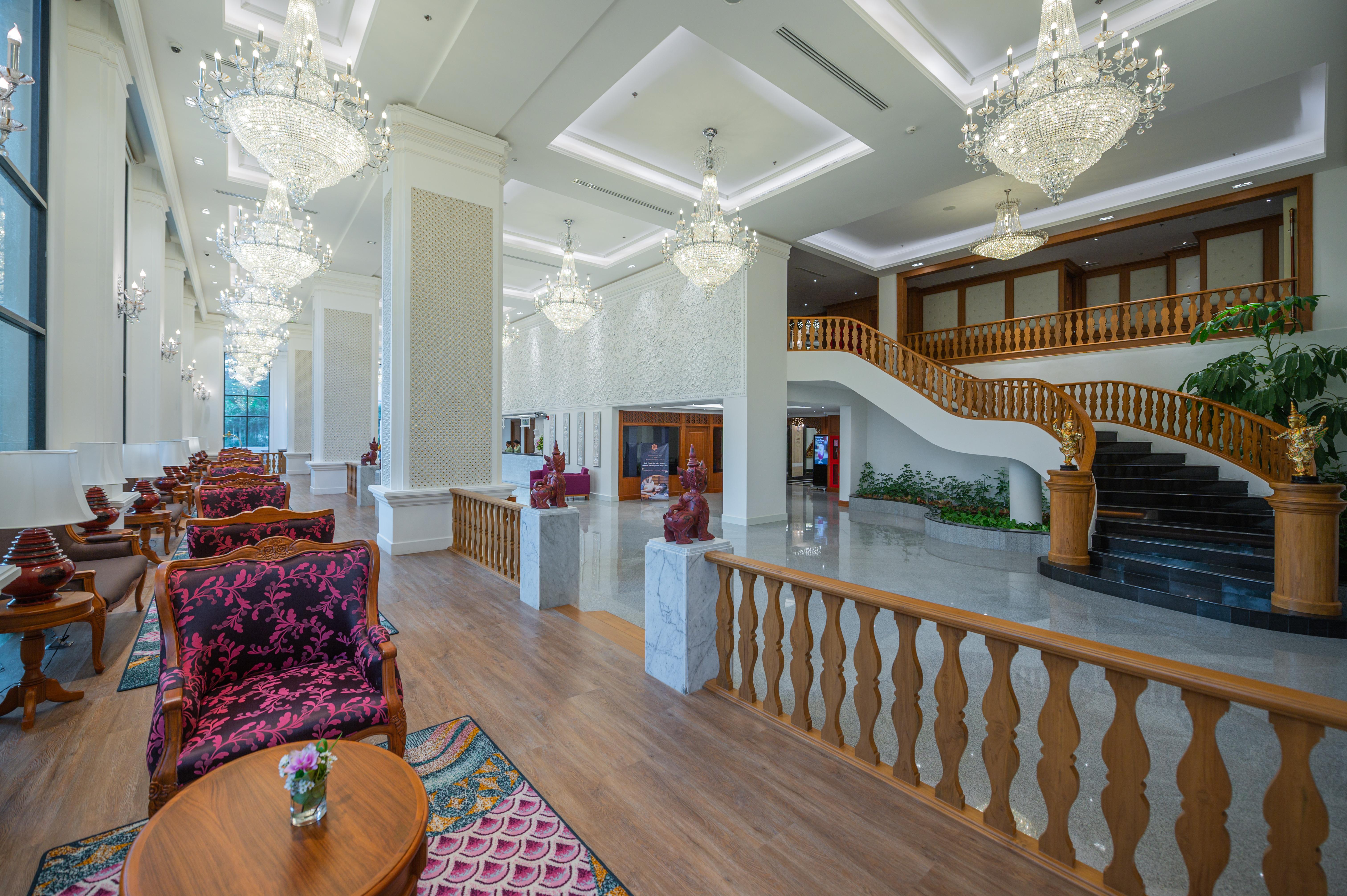 The Empress Premier Chiang Mai - Sha Extra Plus Dış mekan fotoğraf Lobby