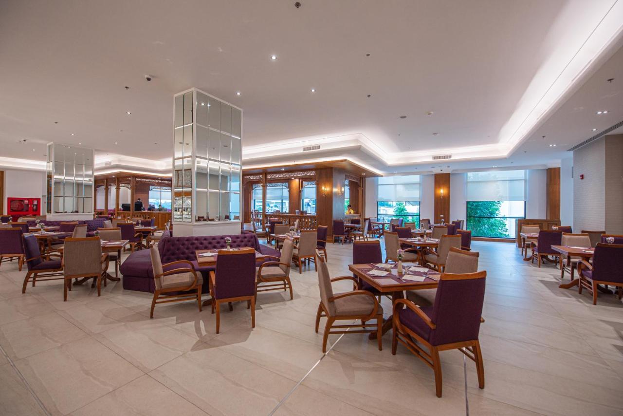 The Empress Premier Chiang Mai - Sha Extra Plus Dış mekan fotoğraf The restaurant